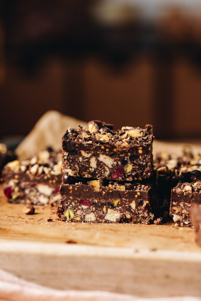 No-bake Hedgehog Slice