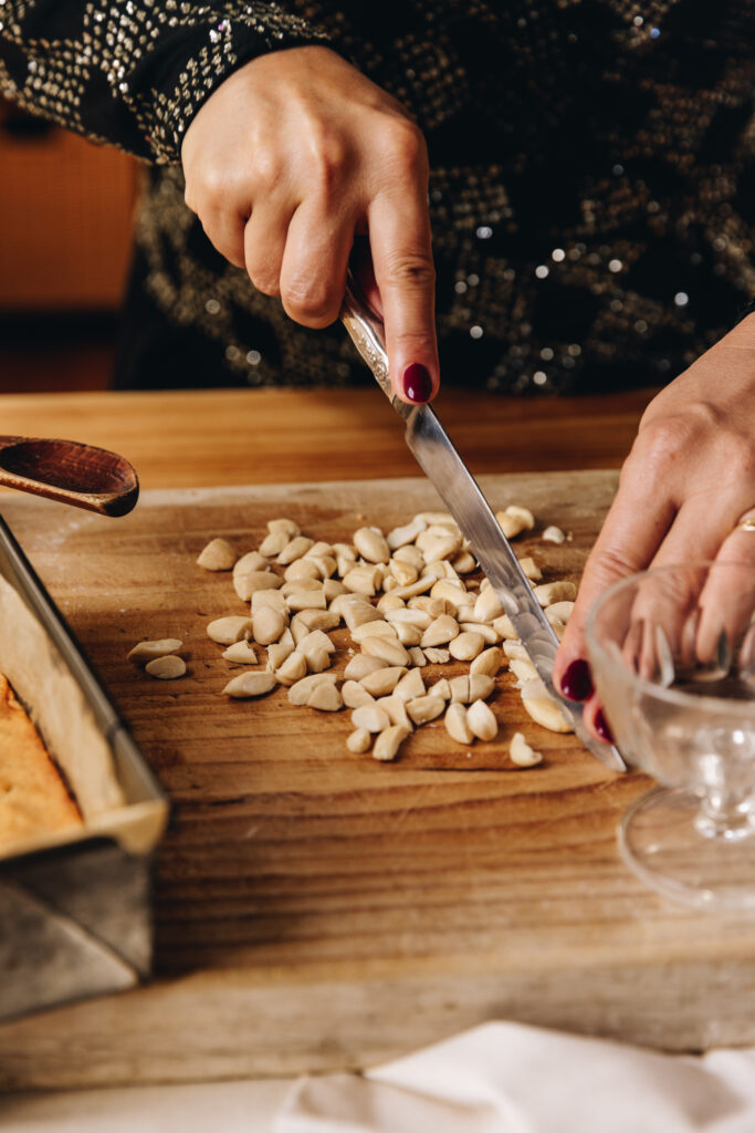 chopped blanched almonds