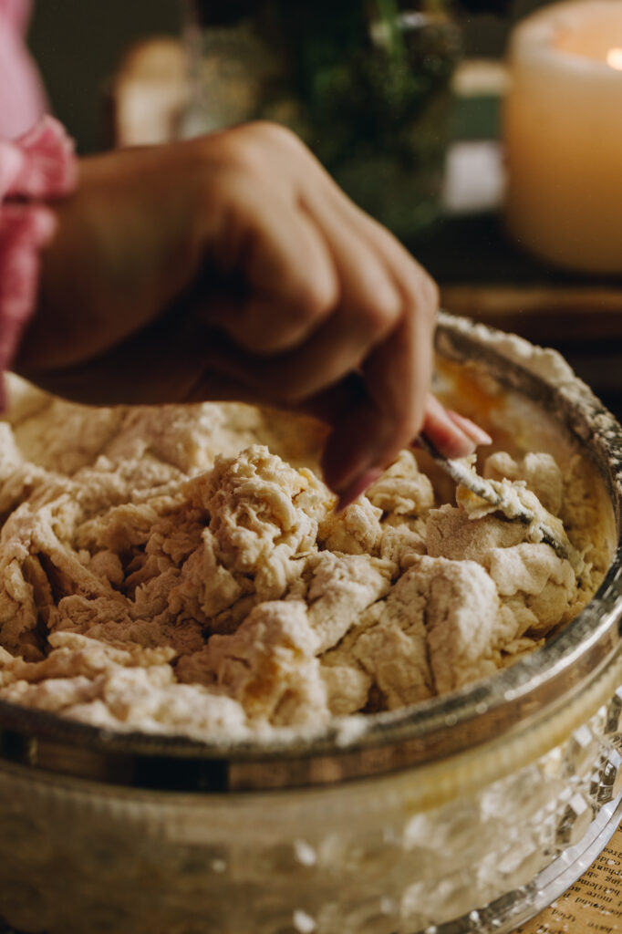 Stir the dough 