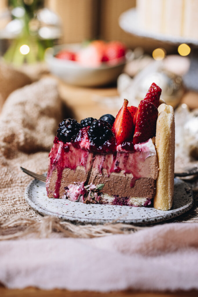 No-bake Chocolate Charlotte Cake