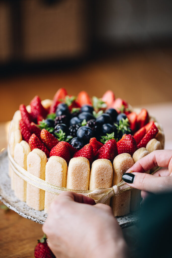 No-bake Chocolate Charlotte Cake