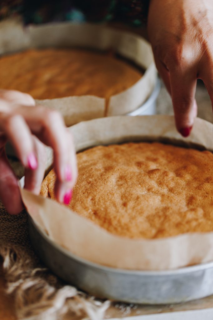 Almond sponge