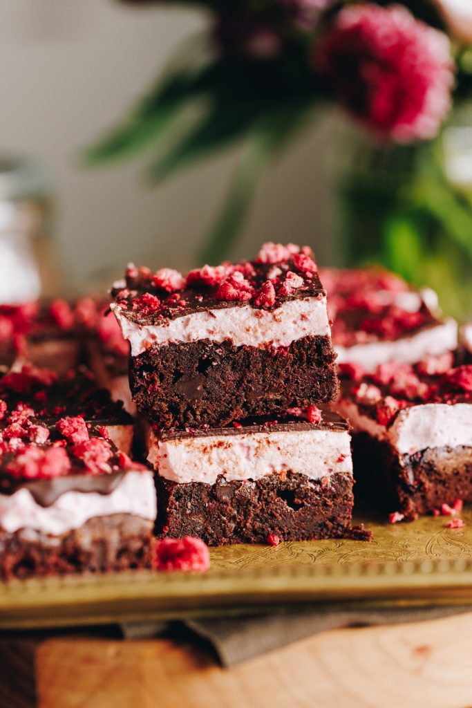 Chocolate Raspberry Brownie with Marshmallow