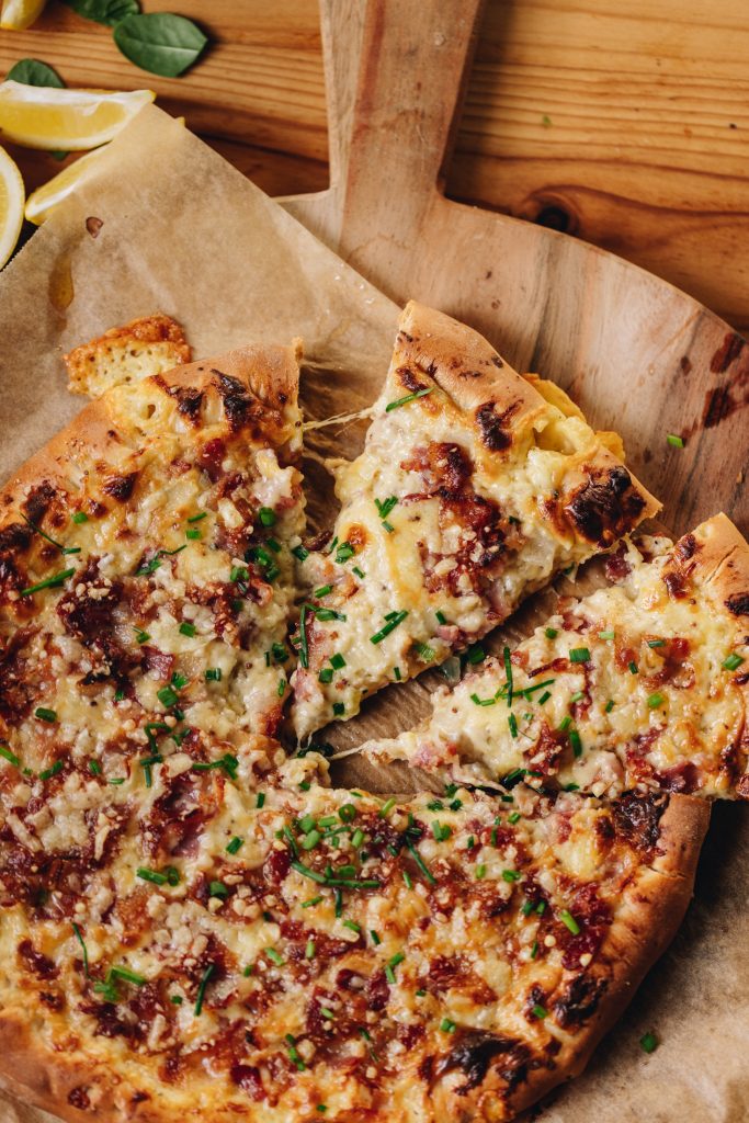 Cheese and Onion Pizza