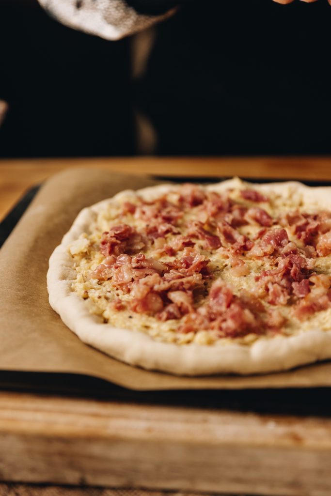 Cheese and Onion Pizza