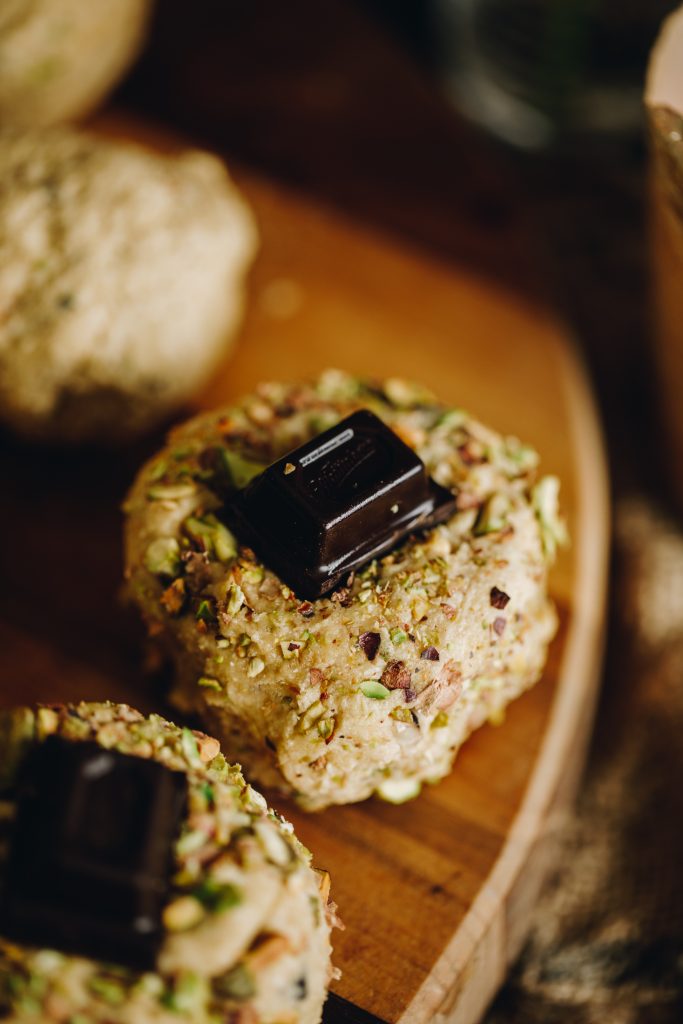 Pistachio crumbs