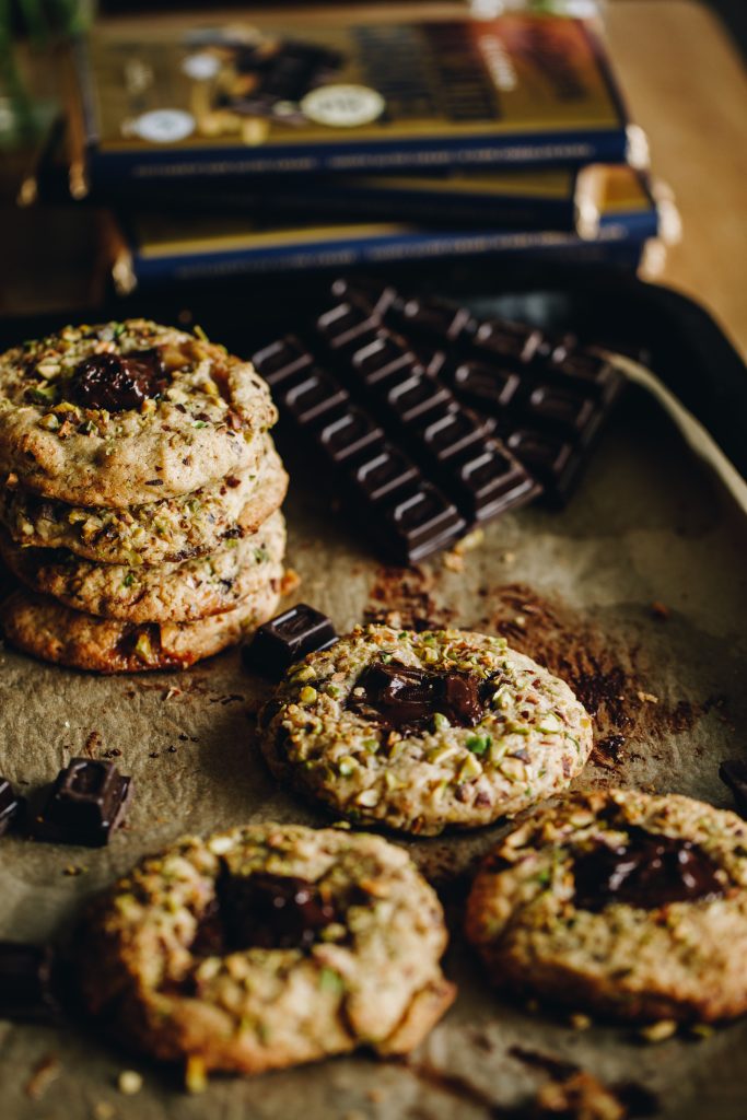 Pistachio and Chocolate Cookies