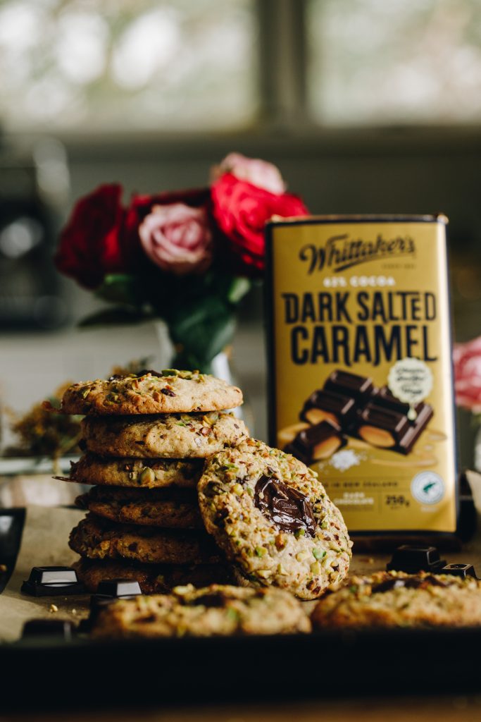 Pistachio and Chocolate Cookies