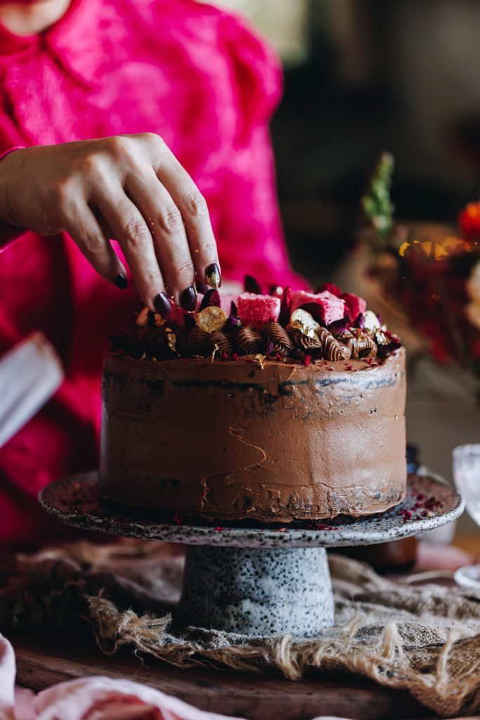 Decorate the chocolate cake
