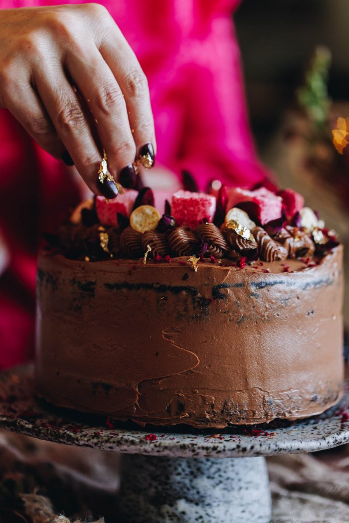 Decorate the chocolate cake